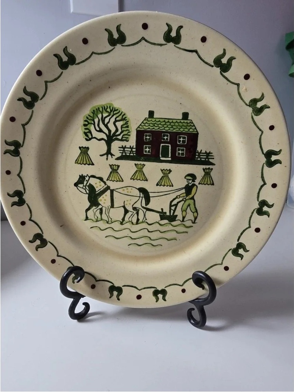Hand-Painted Country Farmhouse Plate in Cream and Green